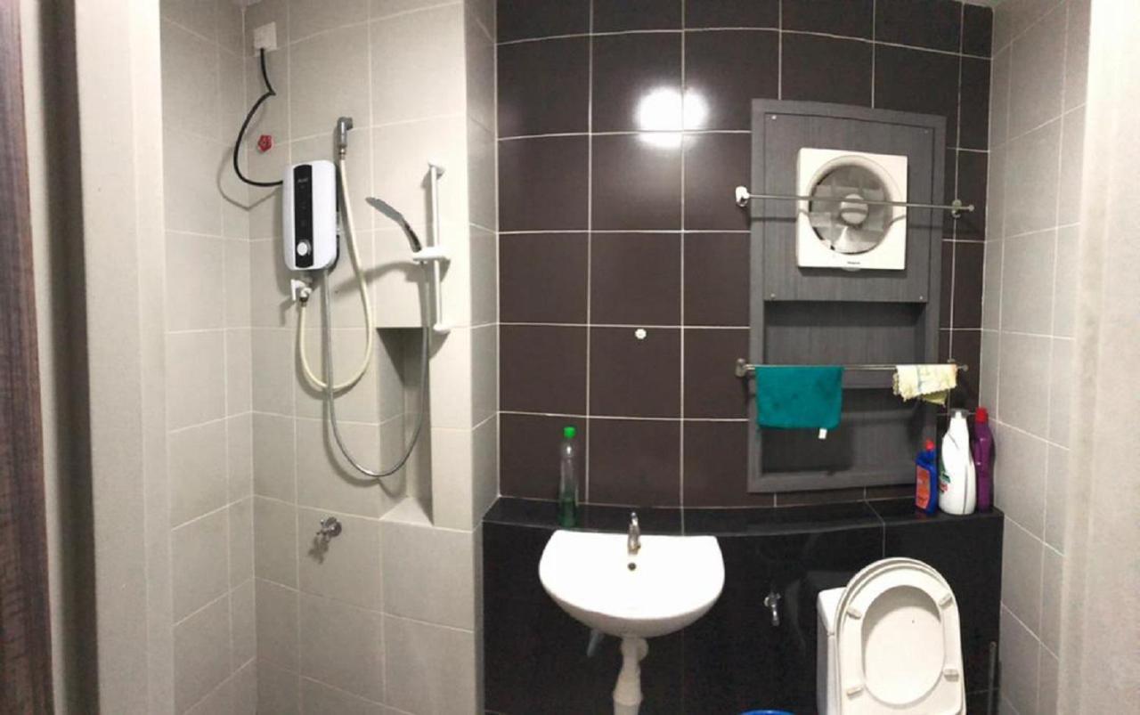 02-Austin Regency Homestay For 2Pax Pool View Johor Bahru Eksteriør bilde